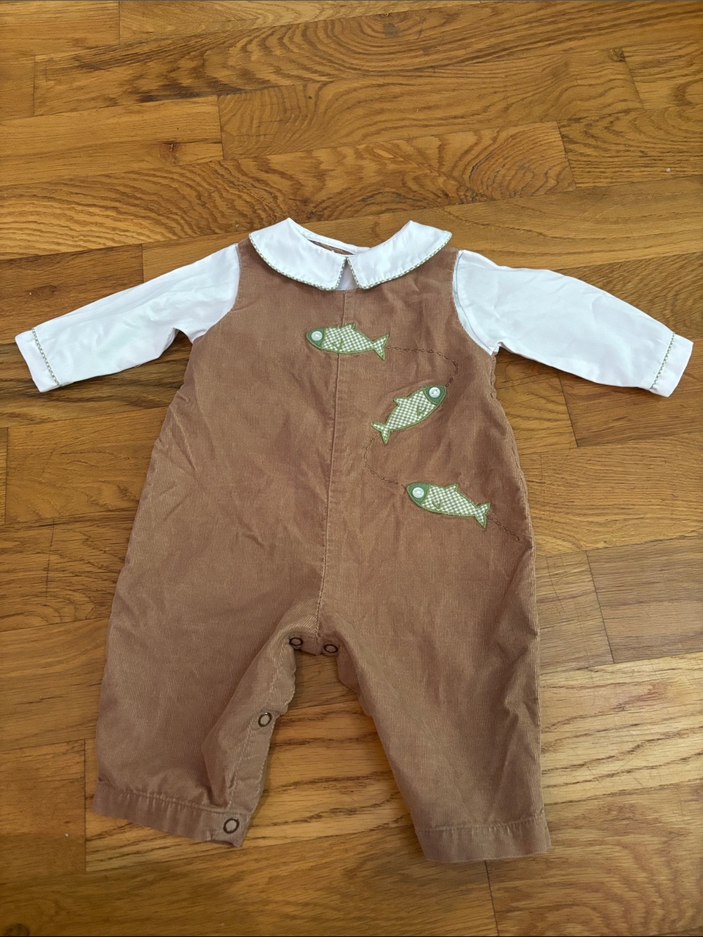 Petit Ami Corduroy Longal lw/Fish Applique size 3 months